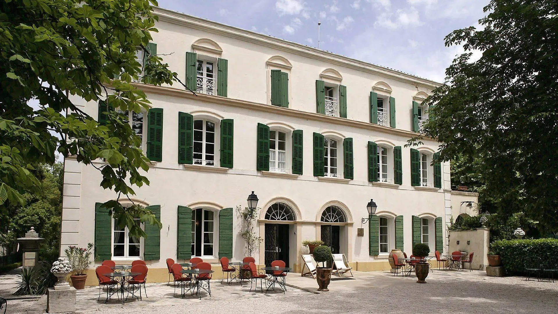 Hotel Hôtel Domaine De Chateauneuf à Nans-les-Pins