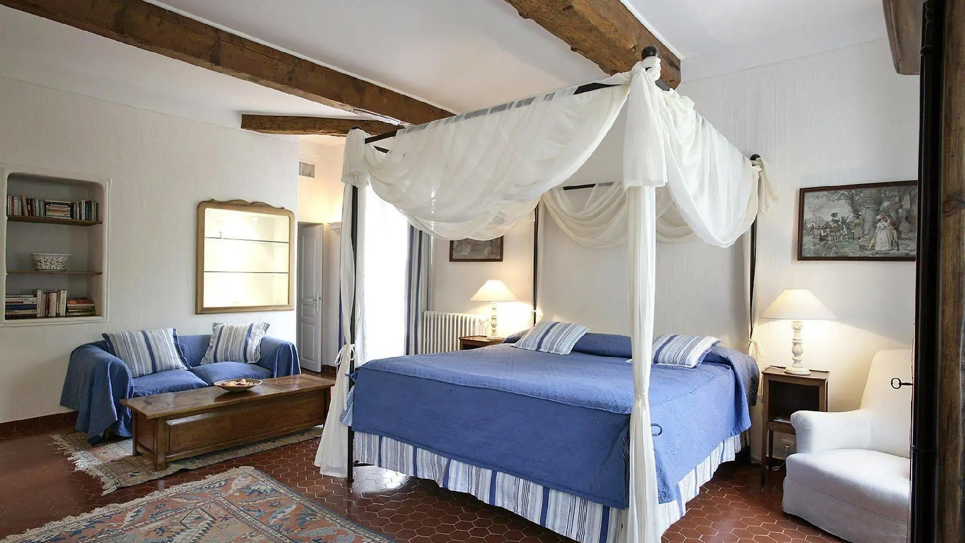 Hôtel Domaine De Chateauneuf à Nans-les-Pins France